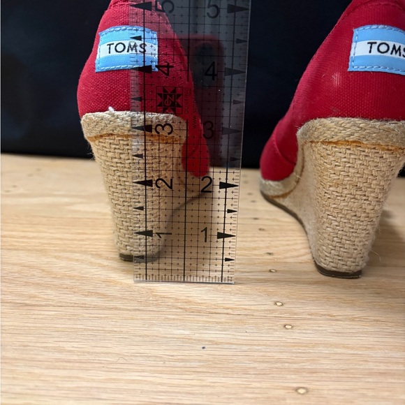 TOMS Red Canvas Wedge Shoes, Size 5 - Picture 7 of 8